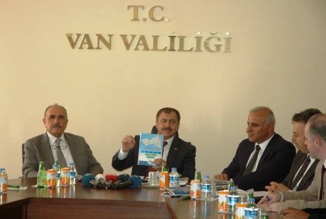 Bakan Eroğlu Van’da