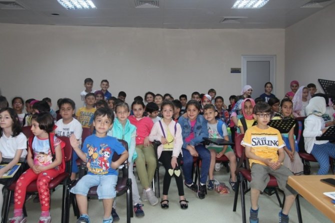 Büyükşehir Belediyesinin yaz okulundan bin 835 öğrenci yararlandı