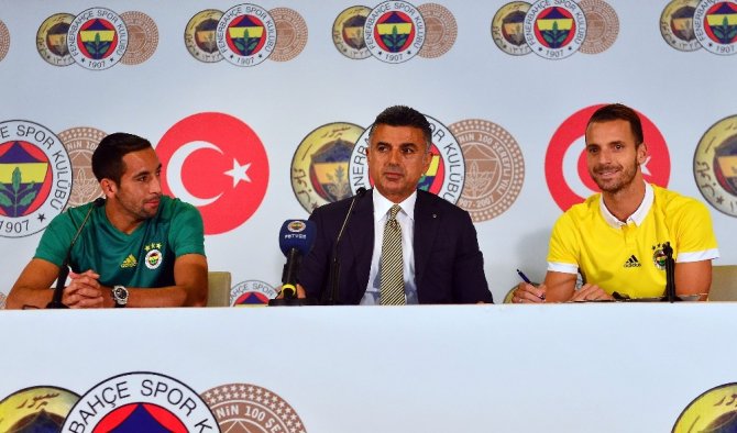 Fenerbahçe’de Isla, Soldado ve Guiliano için imza töreni düzenlendi