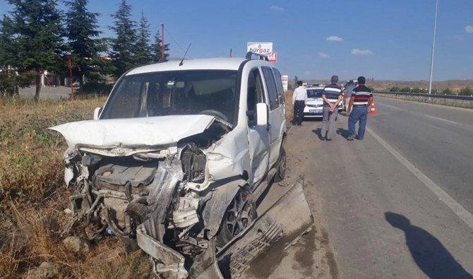 Sungurlu’da trafik kazası: 2 yaralı