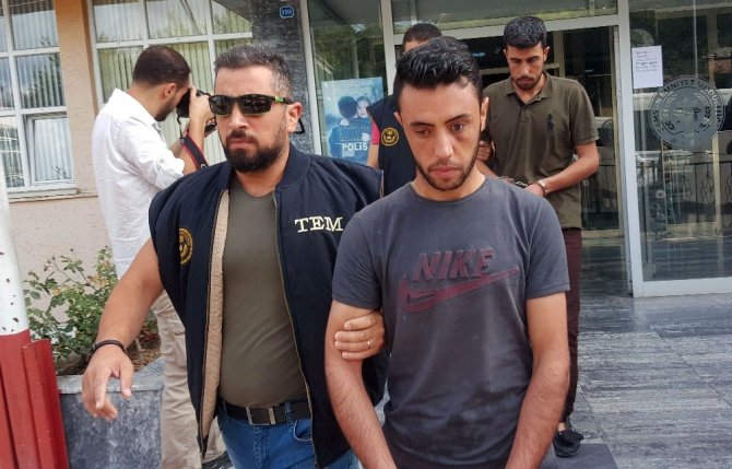 İstanbul’da eylem yapacağı iddia edilen 5 DEAŞ’lı adliyeye sevk edildi