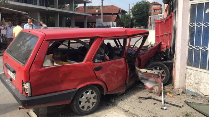 Düzce’de trafik kazası: 2 yaralı