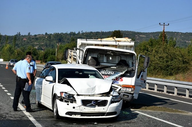 Kastamonu’da zincirleme trafik kazası: 3 yaralı