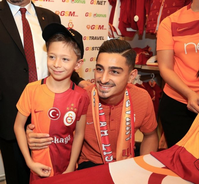 Koray Günter, Galatasaraylı taraftarlarla buluştu