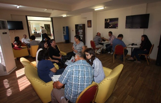 Bayraklı’da güvenli ve konforlu kız öğrenci yurdu