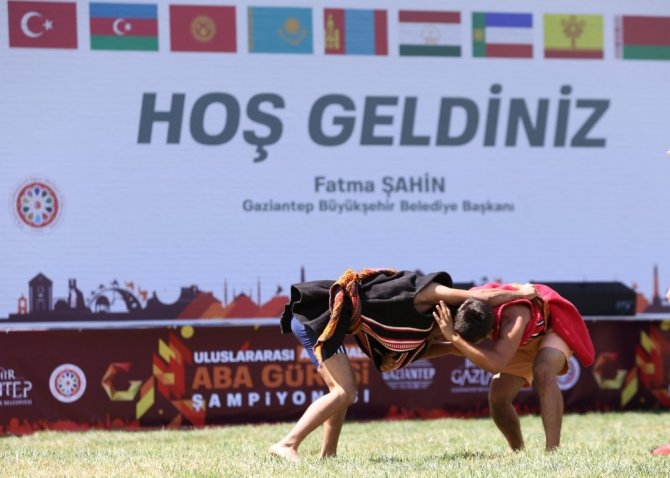 Uluslararası Aba Güreşi Gaziantep’te başladı