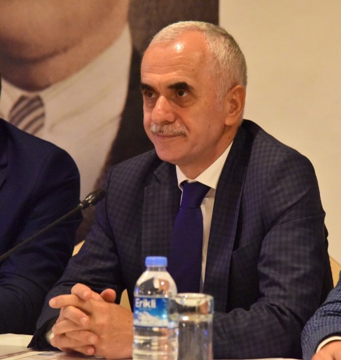AK Parti Genel Başkan Yardımcısı Erol Kaya: “Belediyelerde en ufak bir eksiğe, hataya tahammülümüz yok”