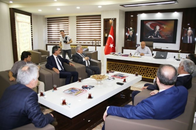 Türk Dili Heyetinden Başkan Çalışkan’a ziyaret