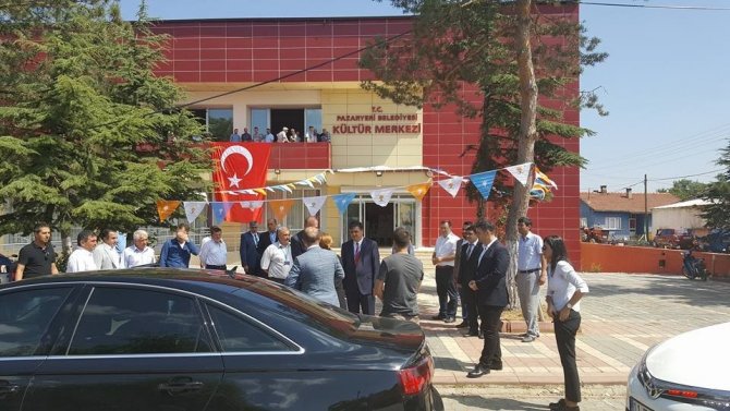 Başkan Yalçın, AK Parti Pazaryeri İlçe Başkanlığı 6. Olağan Kongresini değerlendirdi