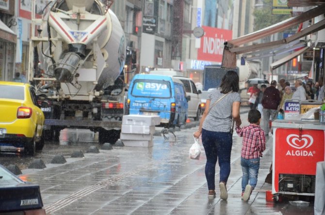 Zonguldak’ta sağanak yağmur