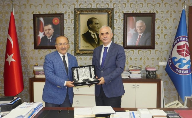 AK Parti Genel Başkan Yardımcısı Erol Kaya, Trabzon’daki yatırımları inceledi