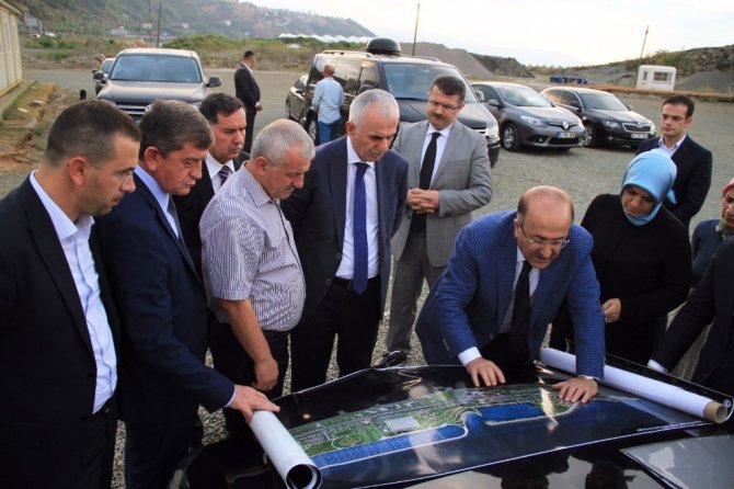 AK Parti Genel Başkan Yardımcısı Erol Kaya, Trabzon’daki yatırımları inceledi