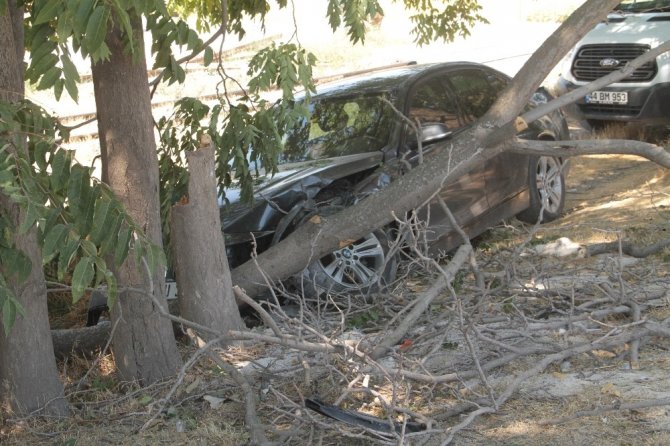 Elazığ’da iki ayrı trafik kazası: 11 yaralı