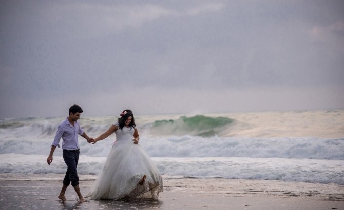 Yeni çiftler, mutluluklarını Akçakoca sahillerinde ölümsüzleştiriyor