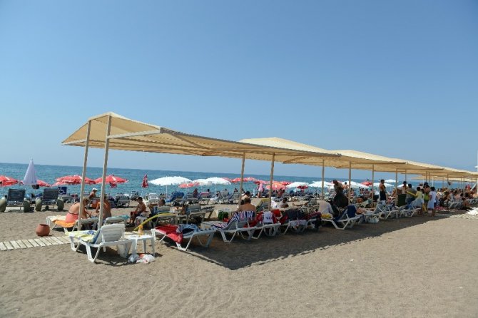 Antalya’da 5 yıldızlı halk plajı