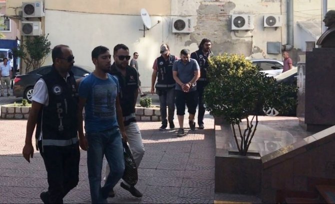 Çanakkale’de FETÖ/PDY operasyonunda 2 kişi tutuklandı