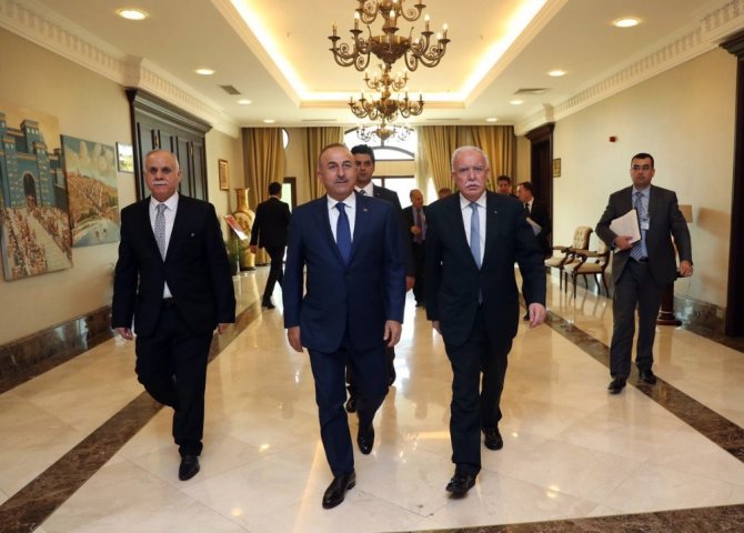 Bakan Çavuşoğlu, Filistin Dışişleri Bakanı Malki ile görüştü