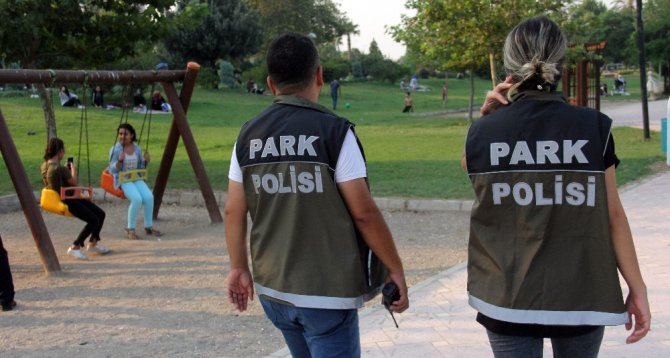 Parka polis, vatandaşa huzur geldi