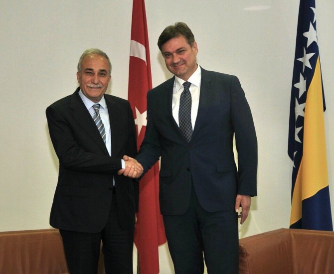 Bakan Fakıbaba, Bosna Hersek Bakanlar Kurulu Başkanı ile görüştü