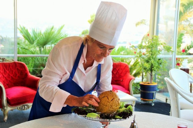 Sultanların en çok sevdiği yemek ’kavun dolması’