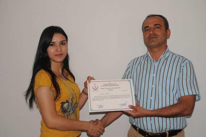 Cizre’de üreme ve cinsel sağlık modüller eğitimi sertifika töreni yapıldı