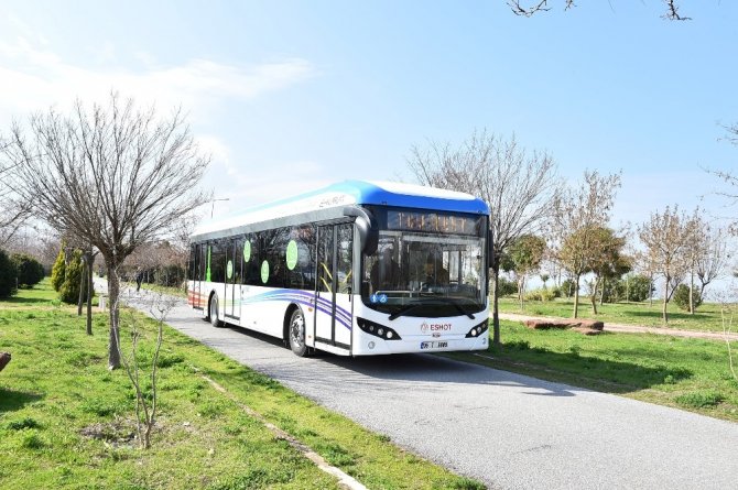Elektrikli otobüsler 4,5 ayda 436 ton karbondioksitten kurtardı