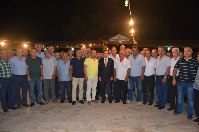 Kozan Kaymakamı Avni Oral’a veda yemeği