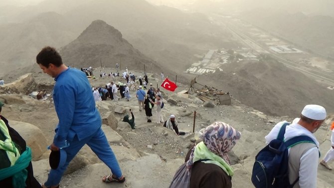 Hacıların Hira mağarası heyecanı