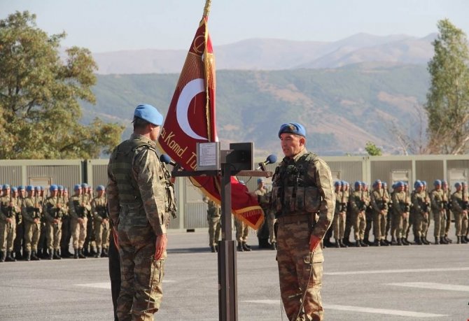 Tatvan 10. Komando Tugay Komutanlığında devir teslim töreni