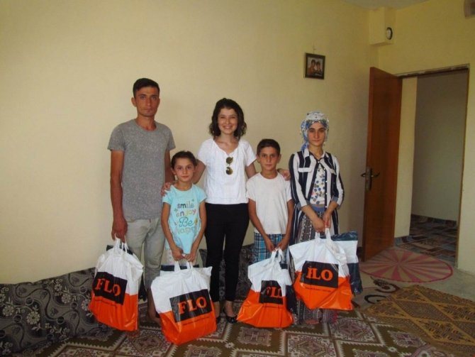 Sason’da yetim ve öksüz çocuklara giyim yardımı yapıldı