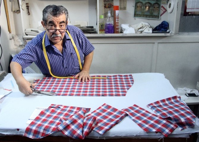 Ünlülerin terzisi siparişlere yetişemiyor