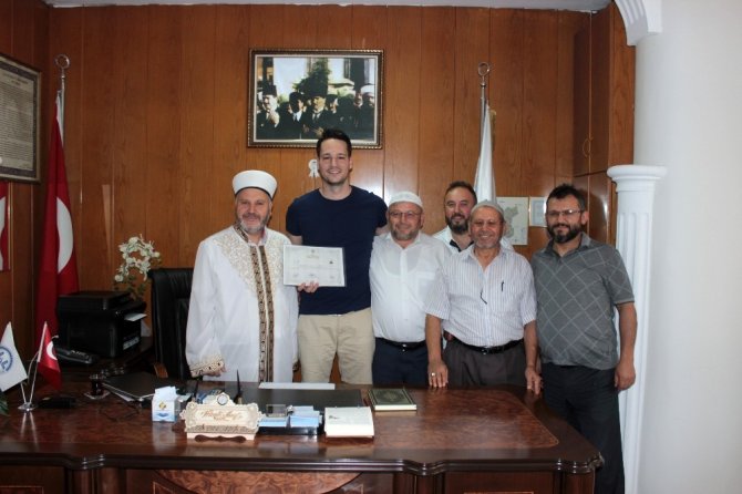 Hırvat genç Müslüman oldu