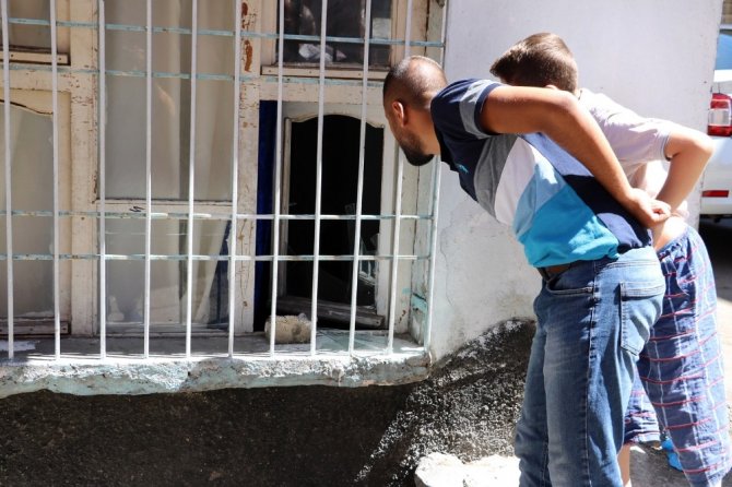 Duvardaki kan lekesi cinayeti ortaya çıkardı