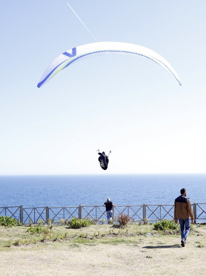 Antalya’da yamaç paraşütü ve paramotor hava araçlarına sınırlama getirildi