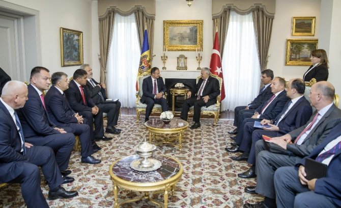 Başbakan Yıldırım, Moldova Parlamento Başkanı Candu ile görüştü