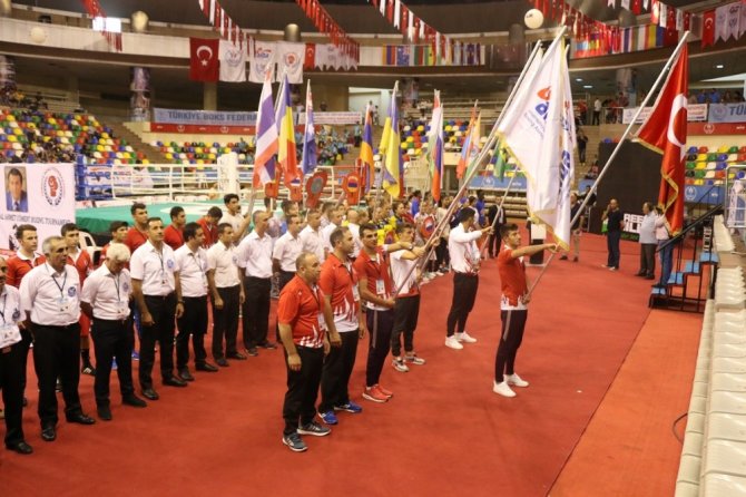 Uluslararası Ahmet Cömert Boks Turnuvası başladı