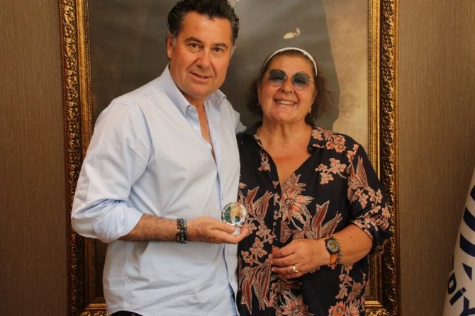 İsmet Sezgin’in kızı Ayşe Sezgin’den Başkan Kocadon’a ziyaret