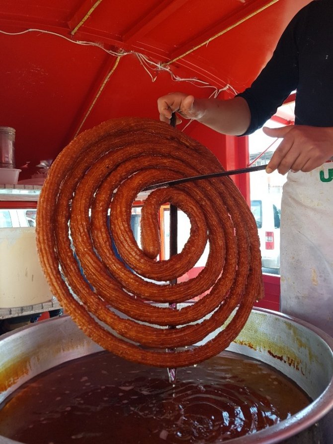 Lezzet Festivali’nde sokak yemekleri