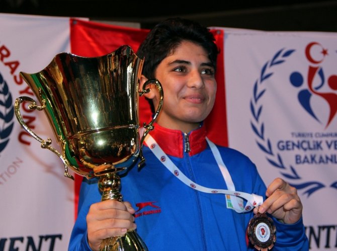 Ahmet Cömert Boks Turnuvası sona erdi