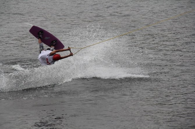 Türkiye Wakeboard Şampiyonası Kocaeli’de nefes kesti