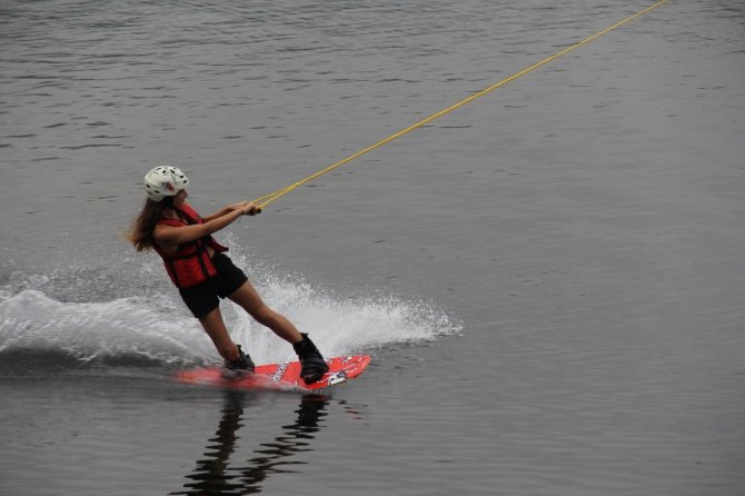 Türkiye Wakeboard Şampiyonası Kocaeli’de nefes kesti