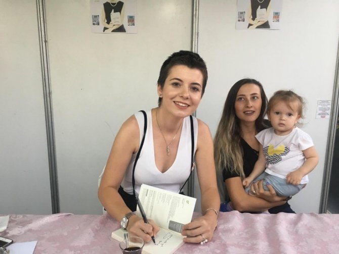 Yazar Şermin Yaşar, Manisalılarla buluştu