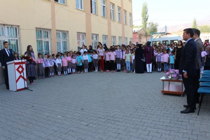 Tuzluca’da İlköğretim haftası kutlandı