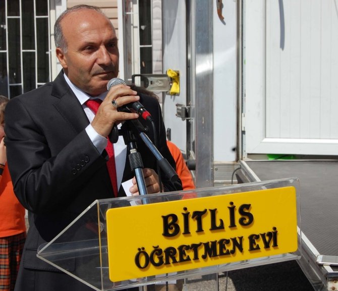 Bitlis’te eğitim öğretim yılı açılışı