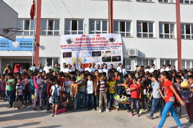 Narinceliler Derneğinden bin öğrenciye kırtasiye yardımı