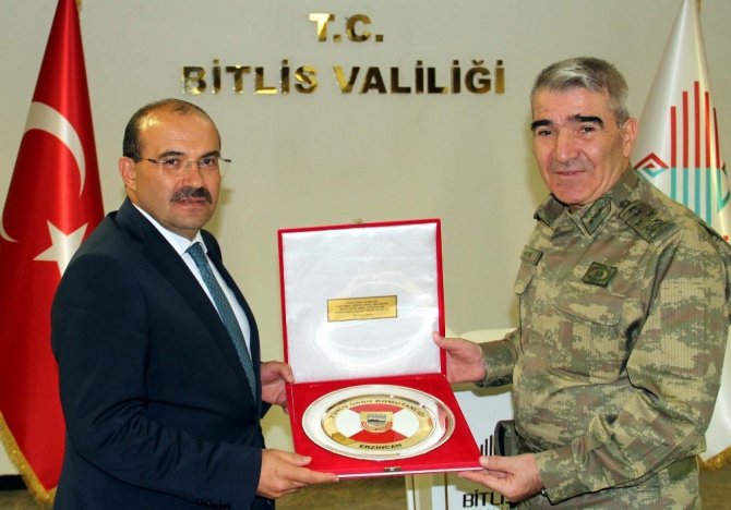 Orgeneral Savaş’tan Vali Ustaoğlu’na ziyaret