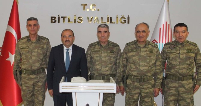 Orgeneral Savaş’tan Vali Ustaoğlu’na ziyaret