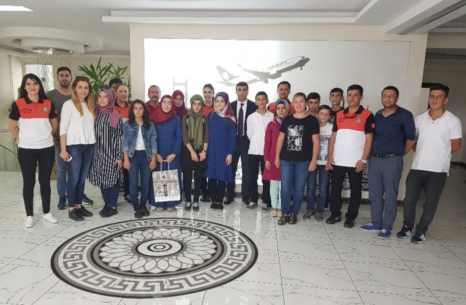 Yedi şehirden gelen öğrenciler İstanbul’la tanıştı