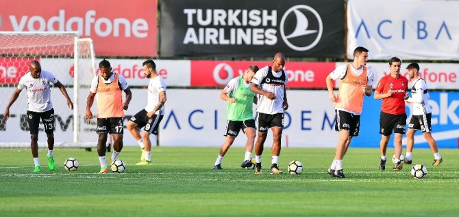 Beşiktaş, derbi maçın hazırlıklarını sürdürdü