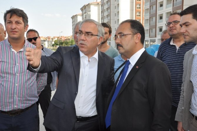 TOKİ Başkanı Turan: “Uşak’ta yapılan TOKİ Türkiye’ye örnek olacak bir proje”
